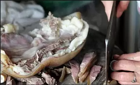 立冬时节,会理羊肉粉为何让游子如此魂牵梦绕?背后原因大揭秘!插图3 立冬时节,会理羊肉粉为何让游子如此魂牵梦绕?背后原因大揭秘!插图3